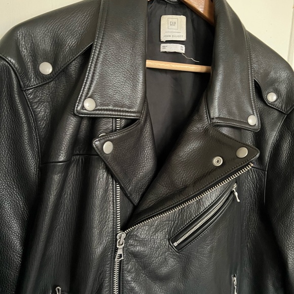 Gap x John Elliot x GQ leather biker jacket. - Picture 6 of 10